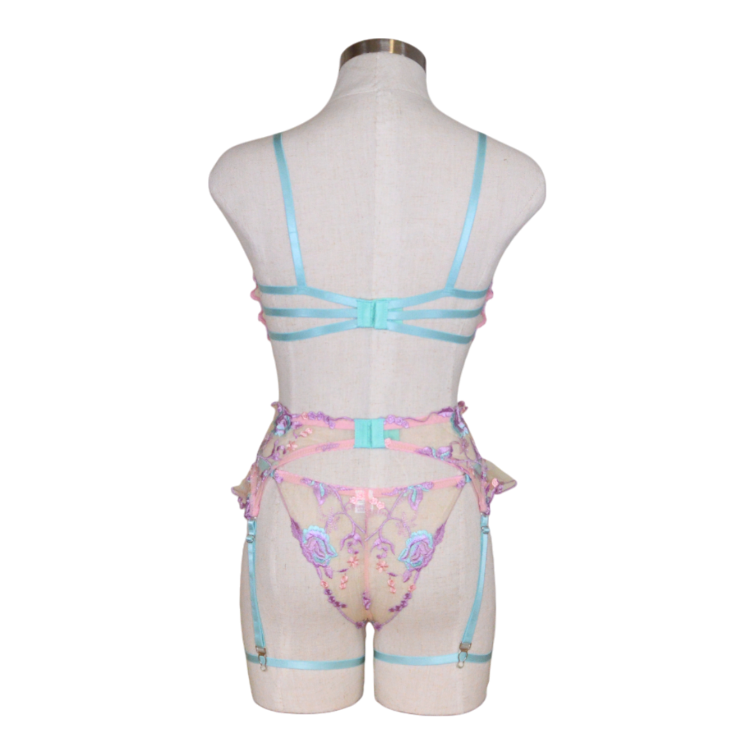 12418 Embroidered Floral Ruffle Trim Set