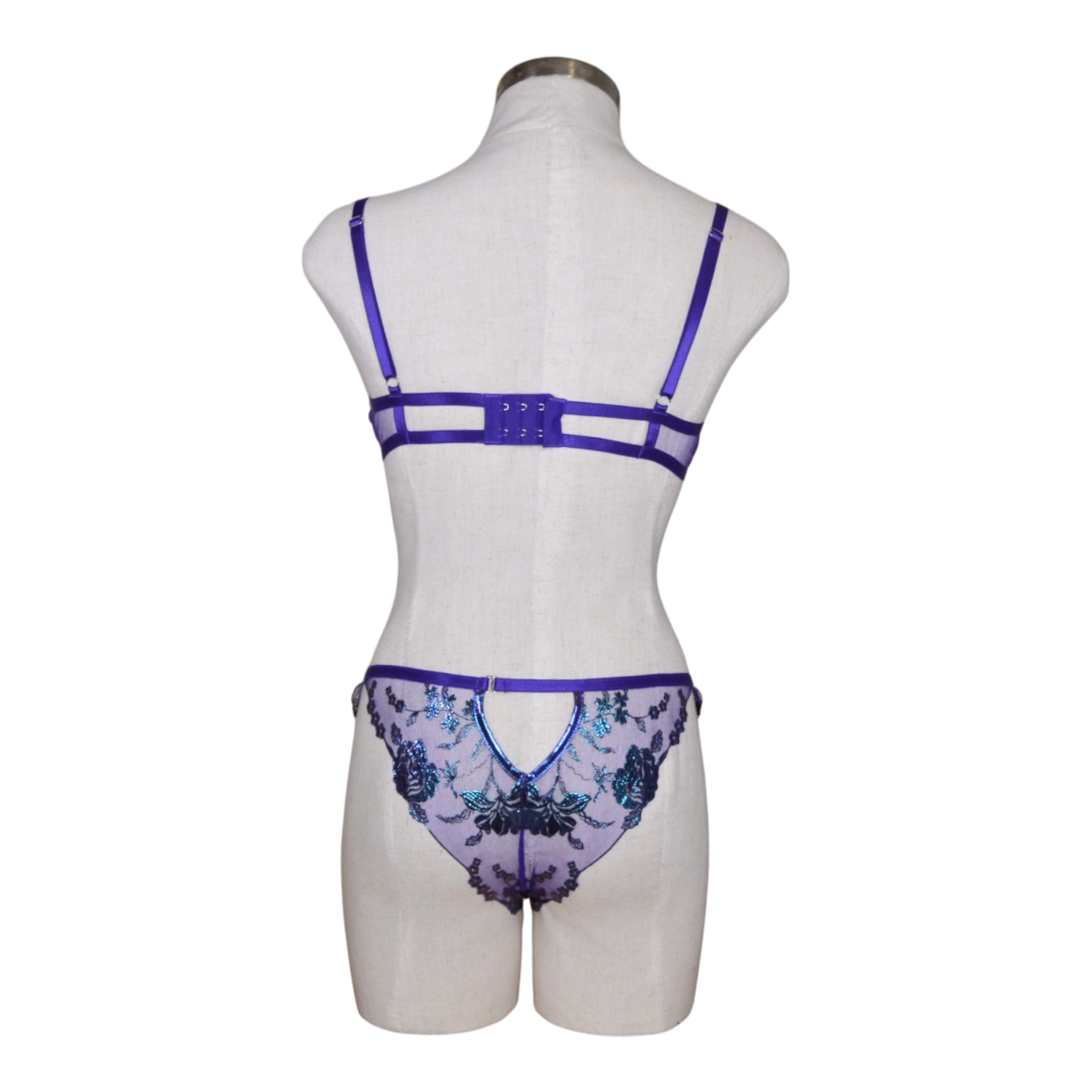 1043 Electric Shimmer Metallic Floral Embroidered Set